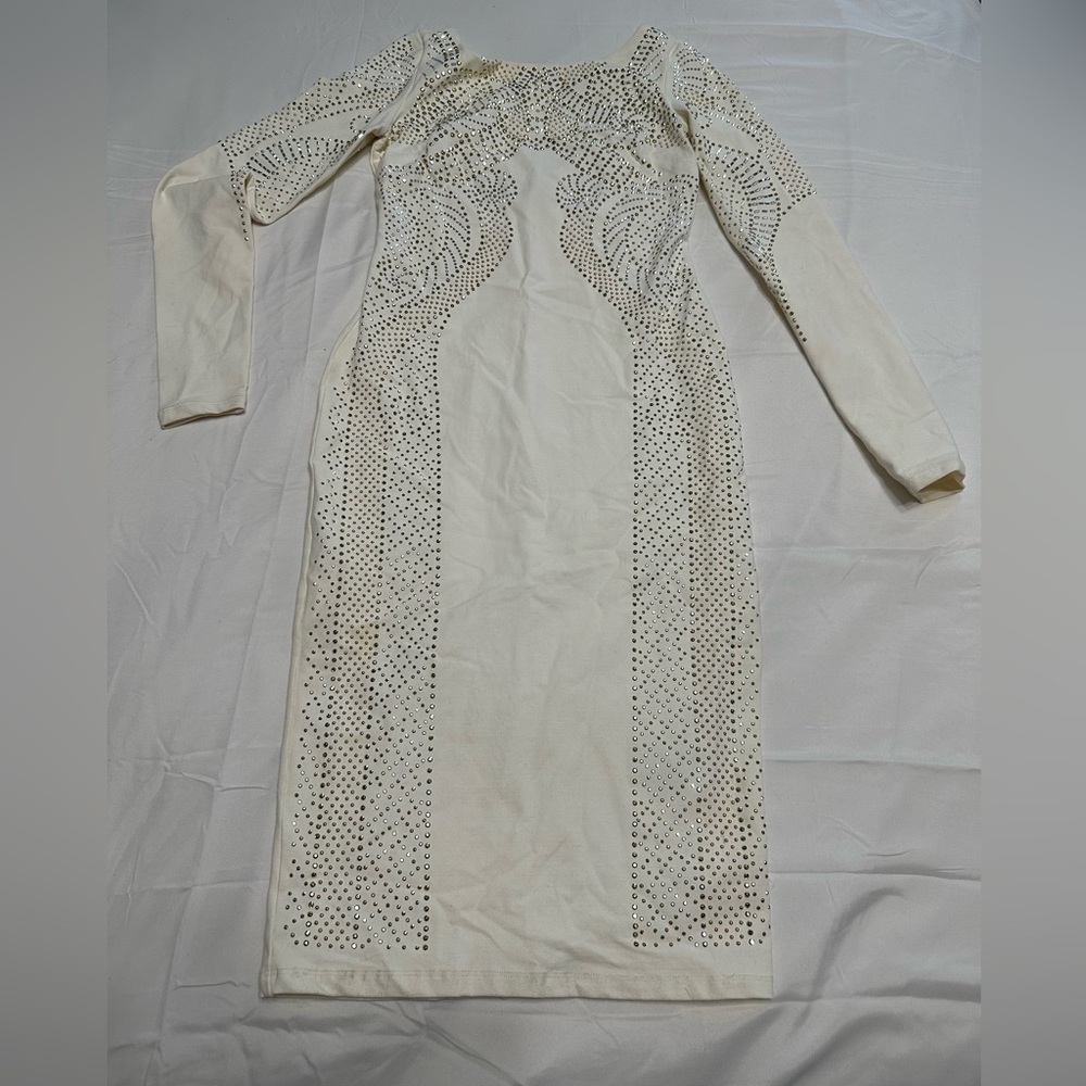 Brand bebe size S color: white cream